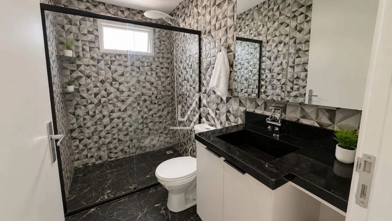CASA SOB PILOTIS MURADA E BOM TERRENO - Foto 4