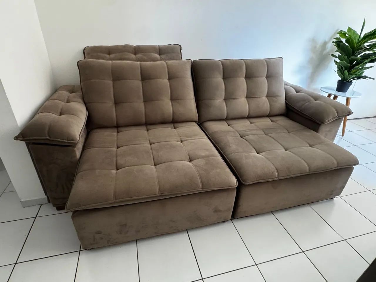 Vende se sofá retrátil 