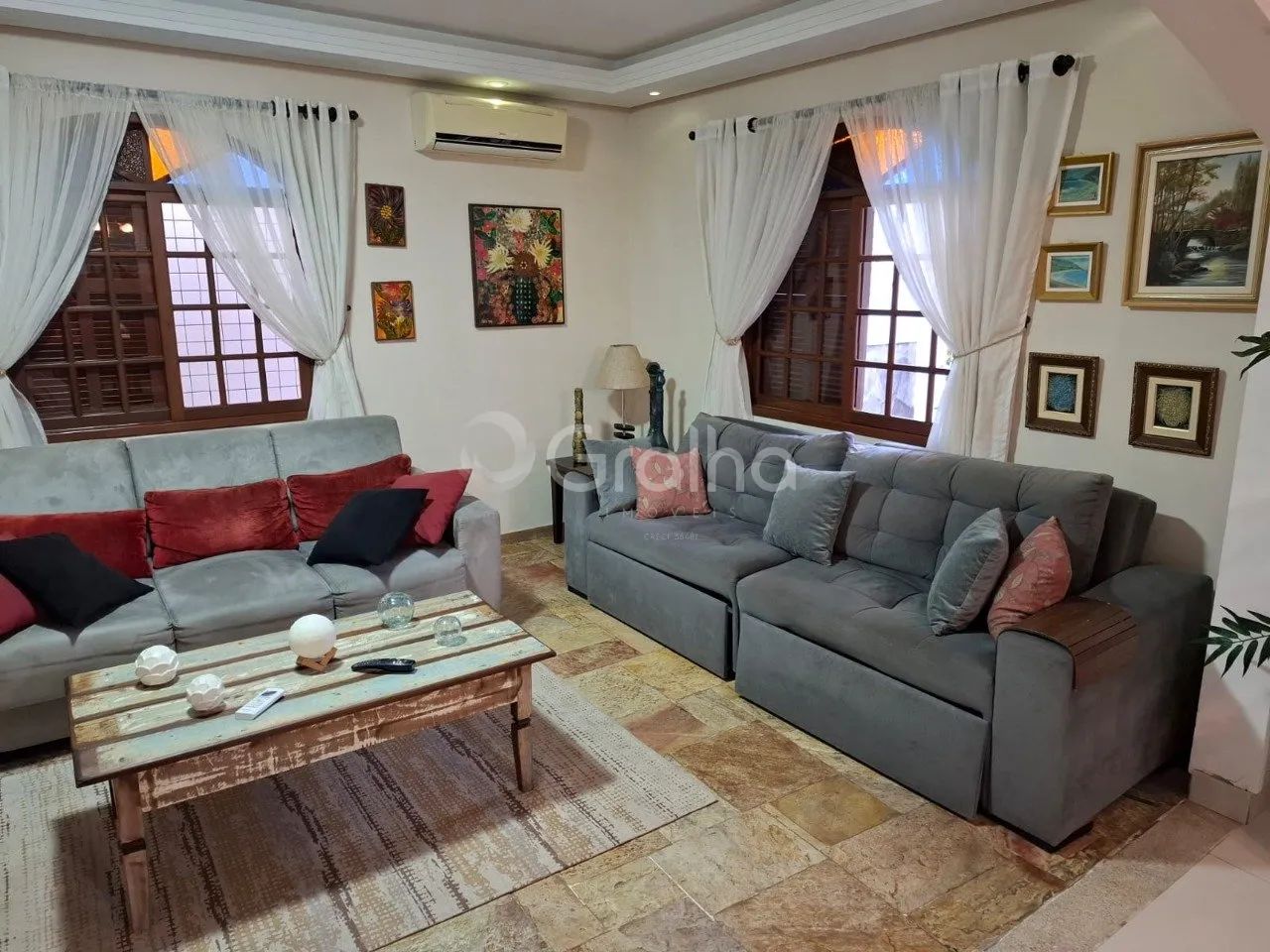 Casa com 165m² com 5 dormitórios em Barreiros - Foto 2