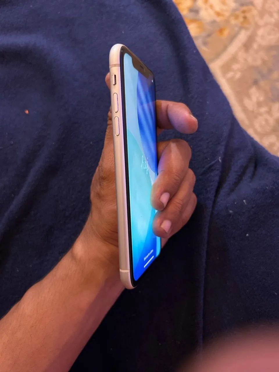 Vendo ou troco iPhone 11 - Foto 2