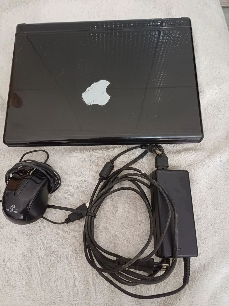 A quem possa interessar, vendo notebook sem funciona. 
