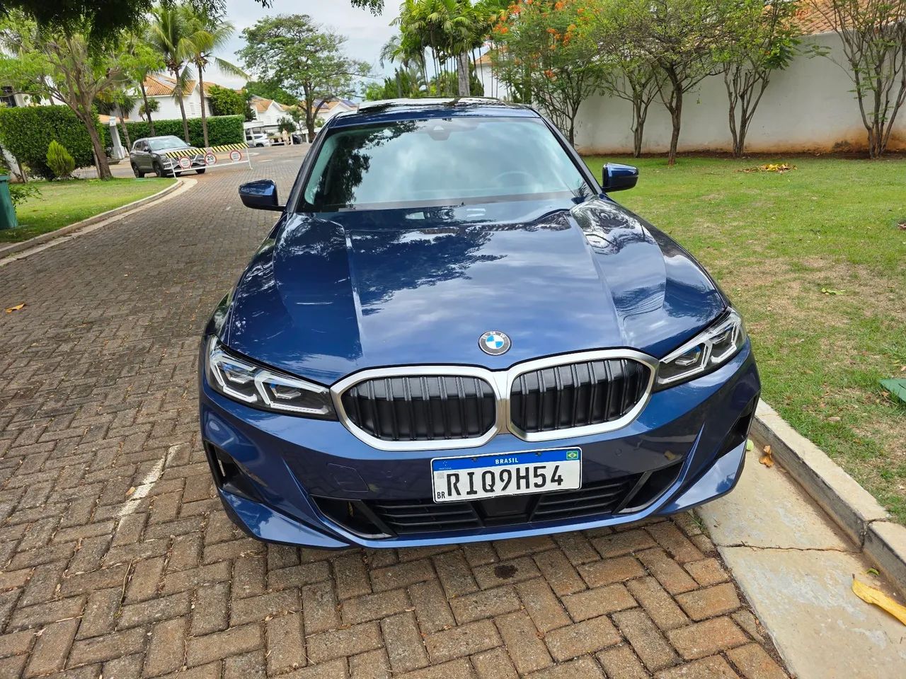 BMW 320I A Modern/sport TB 2.0/a.flex 16V 4P 2023