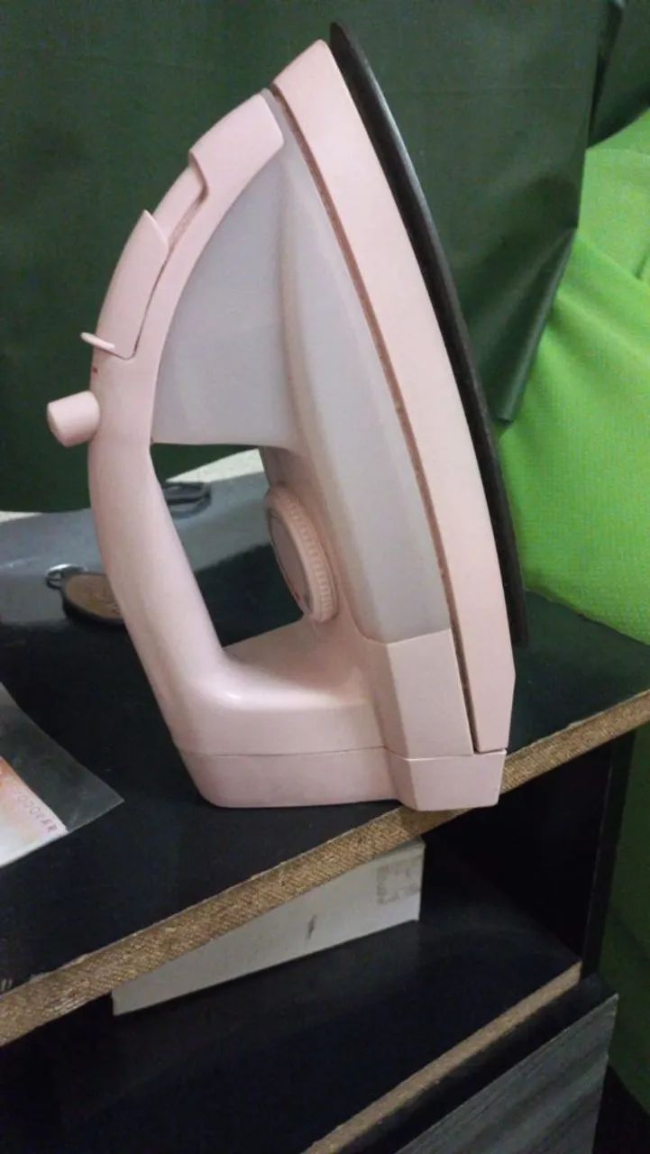 Ferro de passar com base hitachi living systems - Foto 5