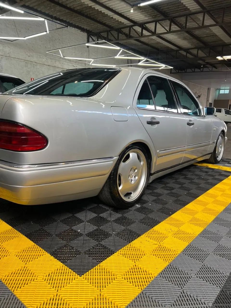 Mercedes-Benz E-320 E-320 1997