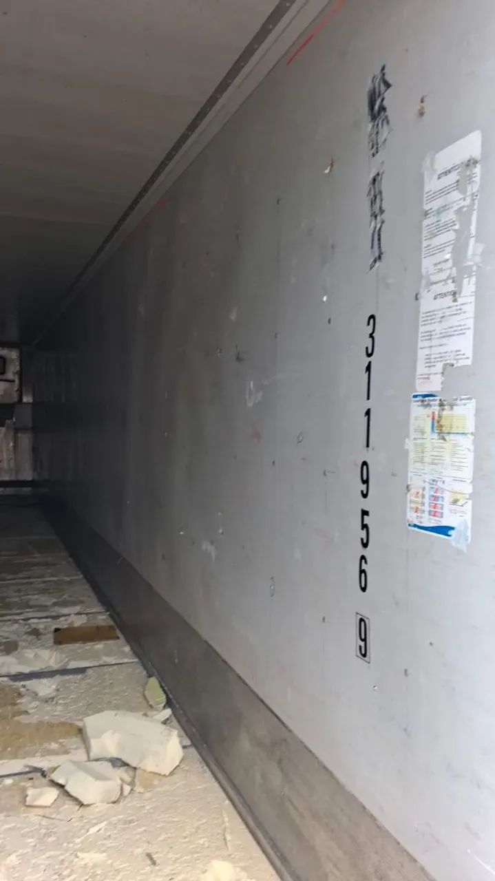 Reefer com revestimento em fibra sem motor e sem piso - Foto 5