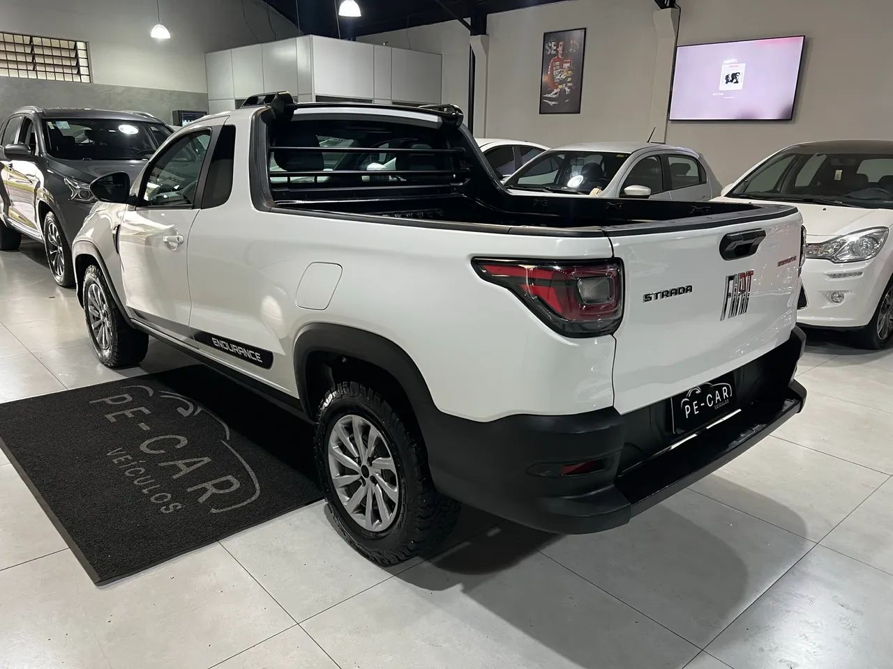 Fiat Strada Endurance 1.4 Flex 8V CS Plus 2022 - Foto 3
