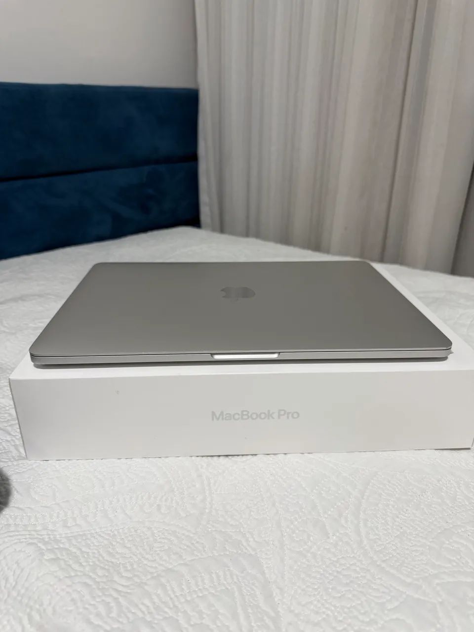 MacBook Pro M1 2020 com Touch Bar - 8GB/256GB - Com caixa - Foto 4