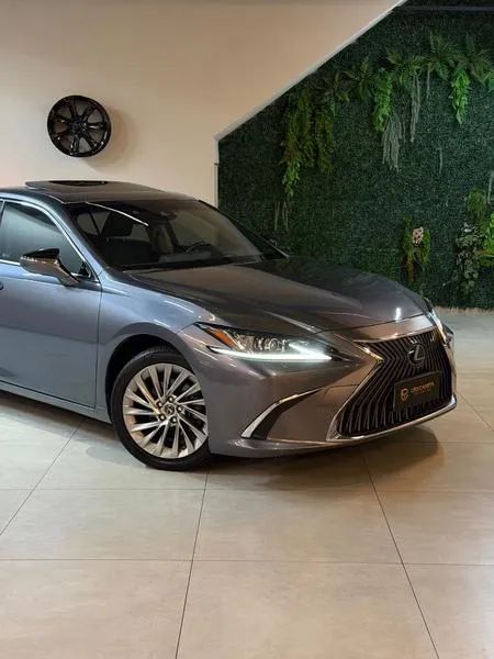 Lexus ES300h ES-300H ES300h 2.5 16V Aut. (hybrid), foto 4 de 18