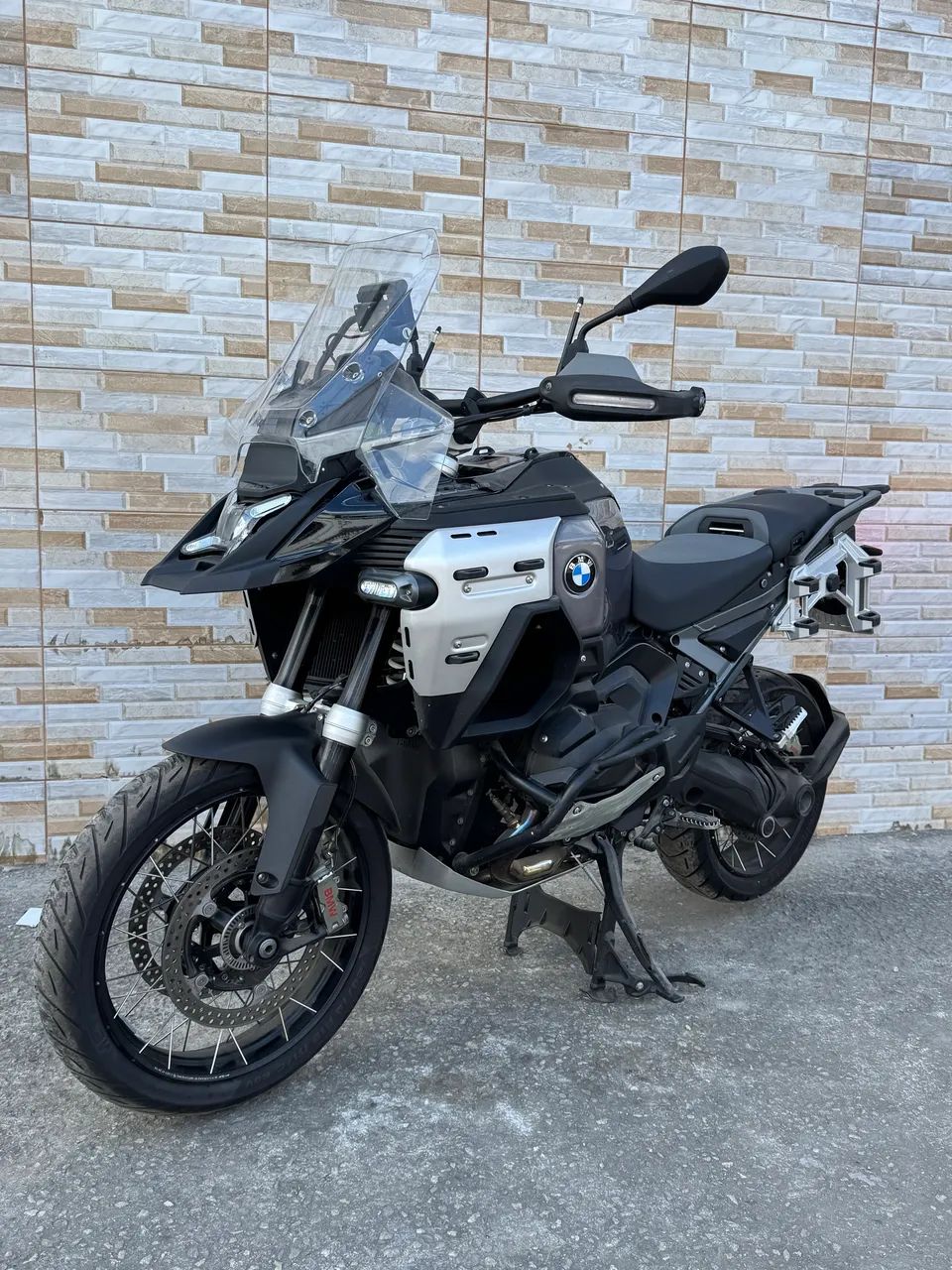 Gs 1300 triplo black ( AUTOMATICA)