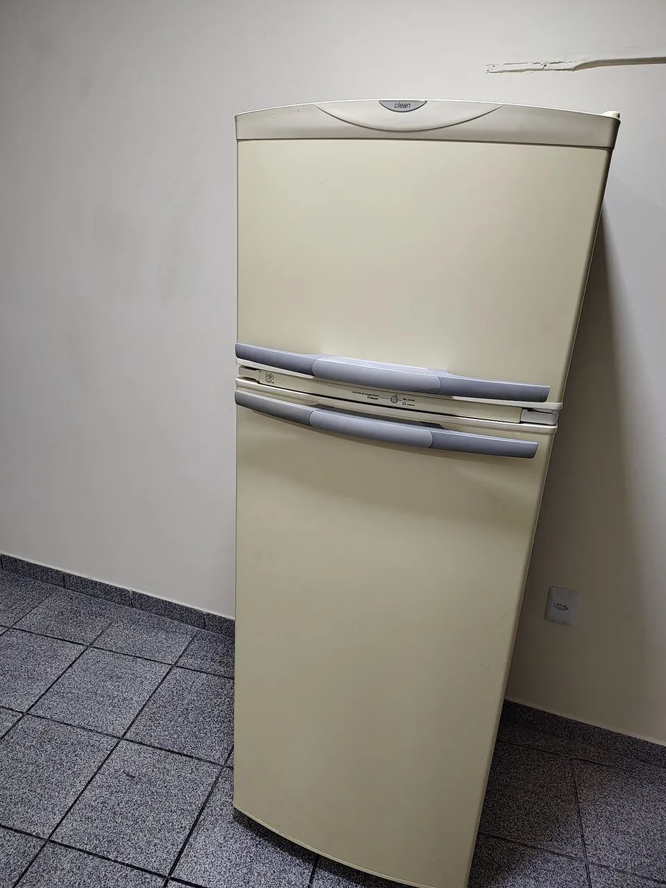 Geladeira Clean em perfeito uso