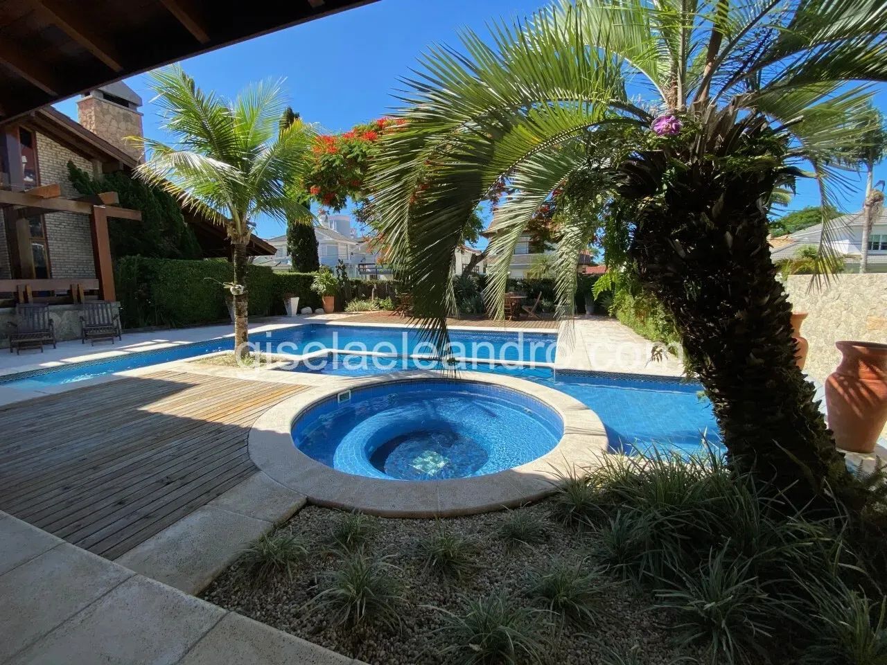 Imóvel para aluguel de temporada, com 7 quartos e piscina incrivel - Foto 2
