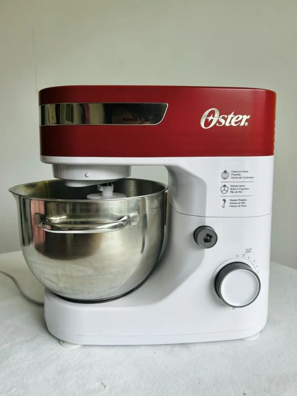 Batedeira Planetária Oster Bowl Inox 750W - 220v