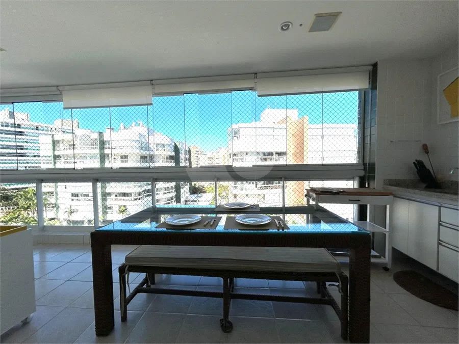 Apartamento com 4 quartos à venda em Riviera - SP
