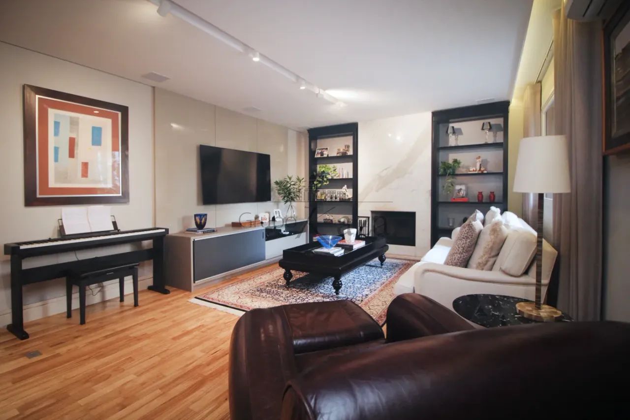 Apartamento - Itaim Bibi - 4 Suítes - 247m².