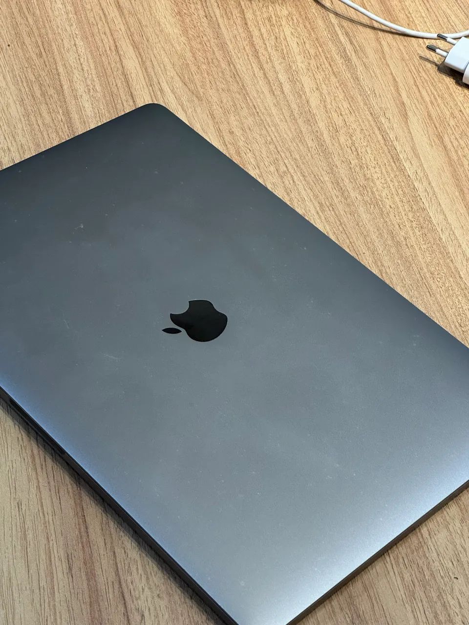 MacBook Pro 15? A1990 | Intel Core i7 | 16GB RAM | Touch Bar | Caixa Original - Foto 2