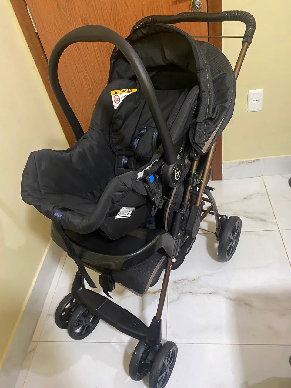 Carrinho + bebê conforto galzerano 