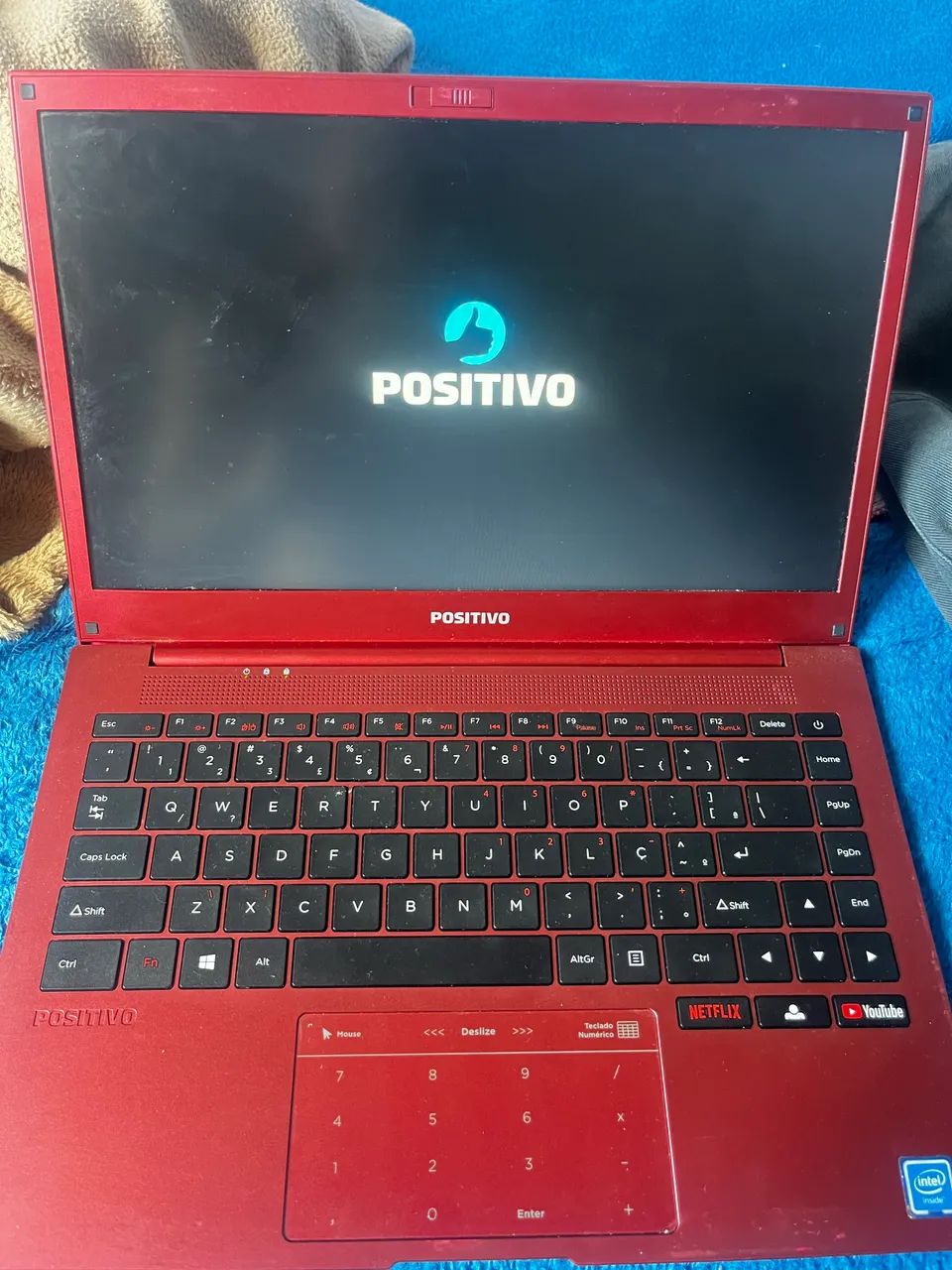 Vende-se notebook positivo vermelho  - Foto 2
