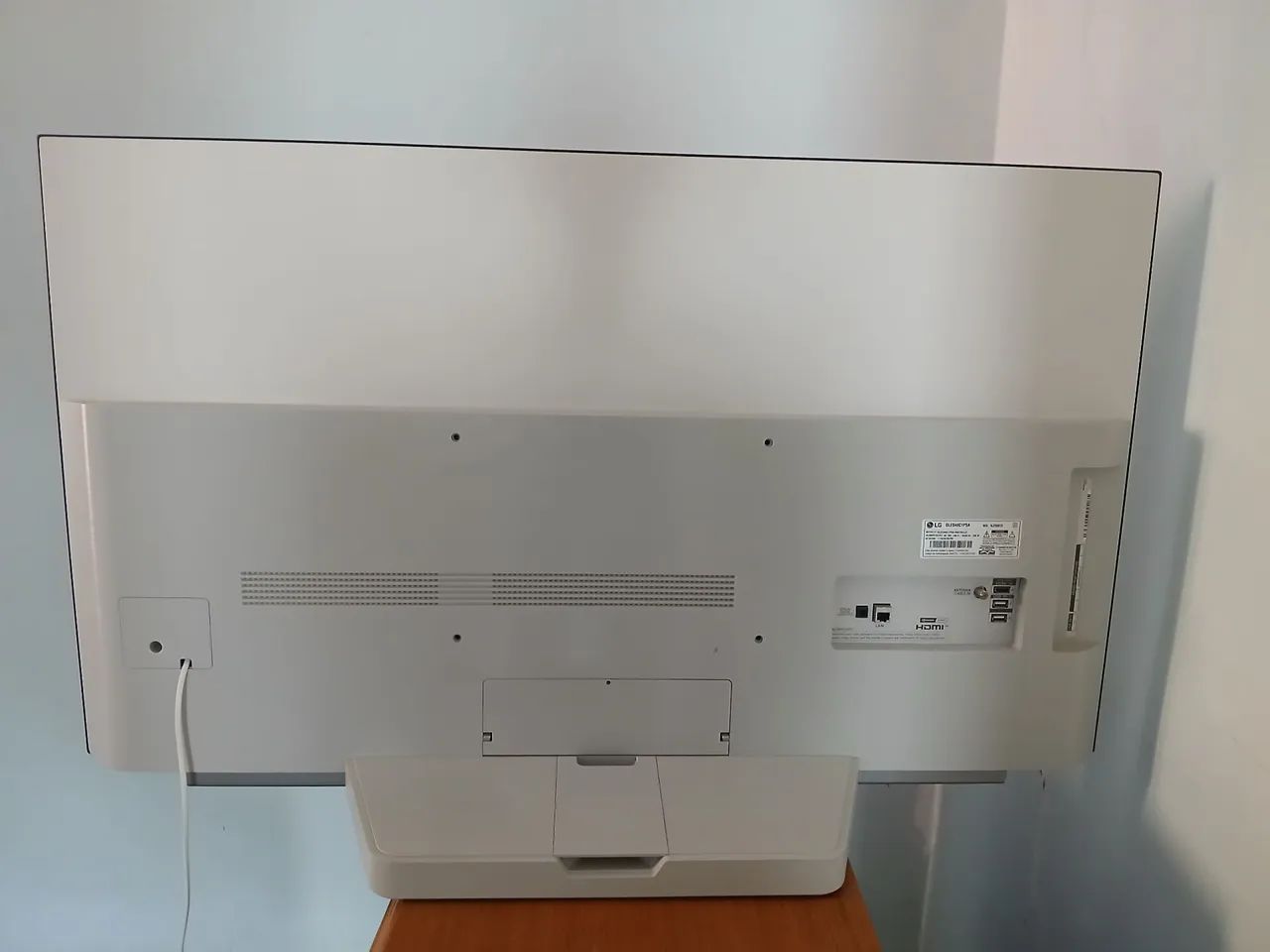 TV Oled LG 48" C1. Praticamente sem uso! Só real interesse! - Foto 2