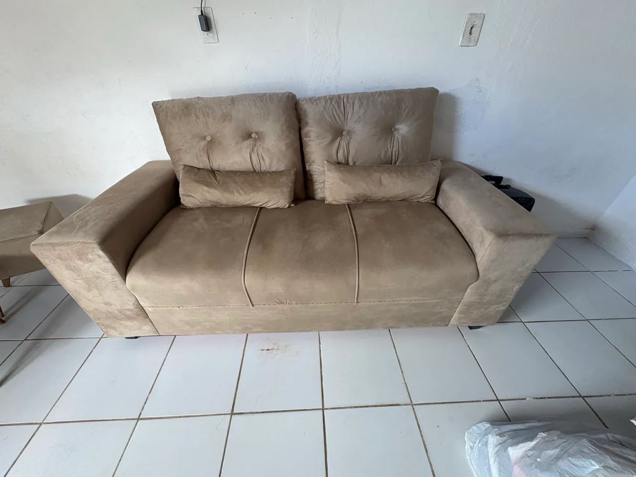 Sofá 3 lugares 