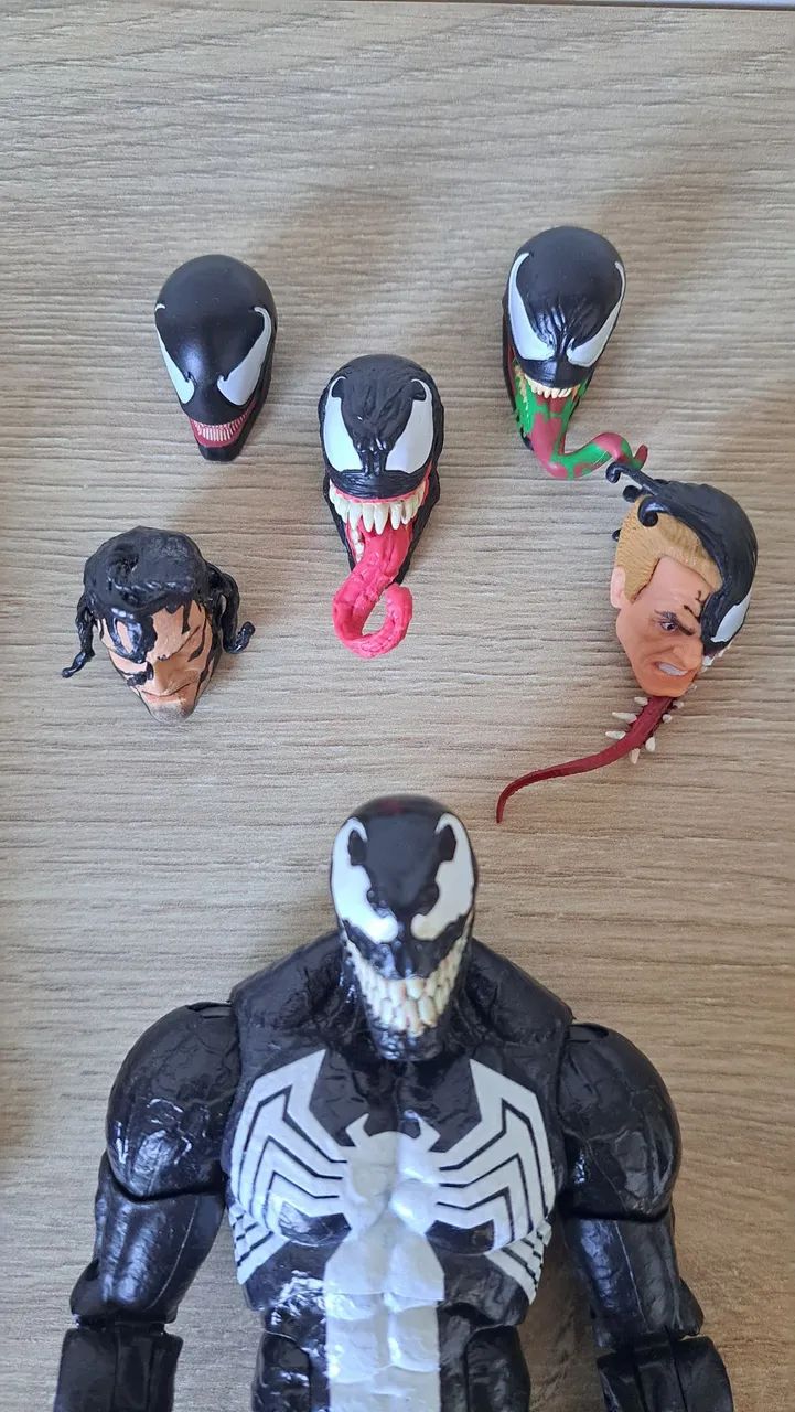 Venom Marvel Legends + extras - Foto 3