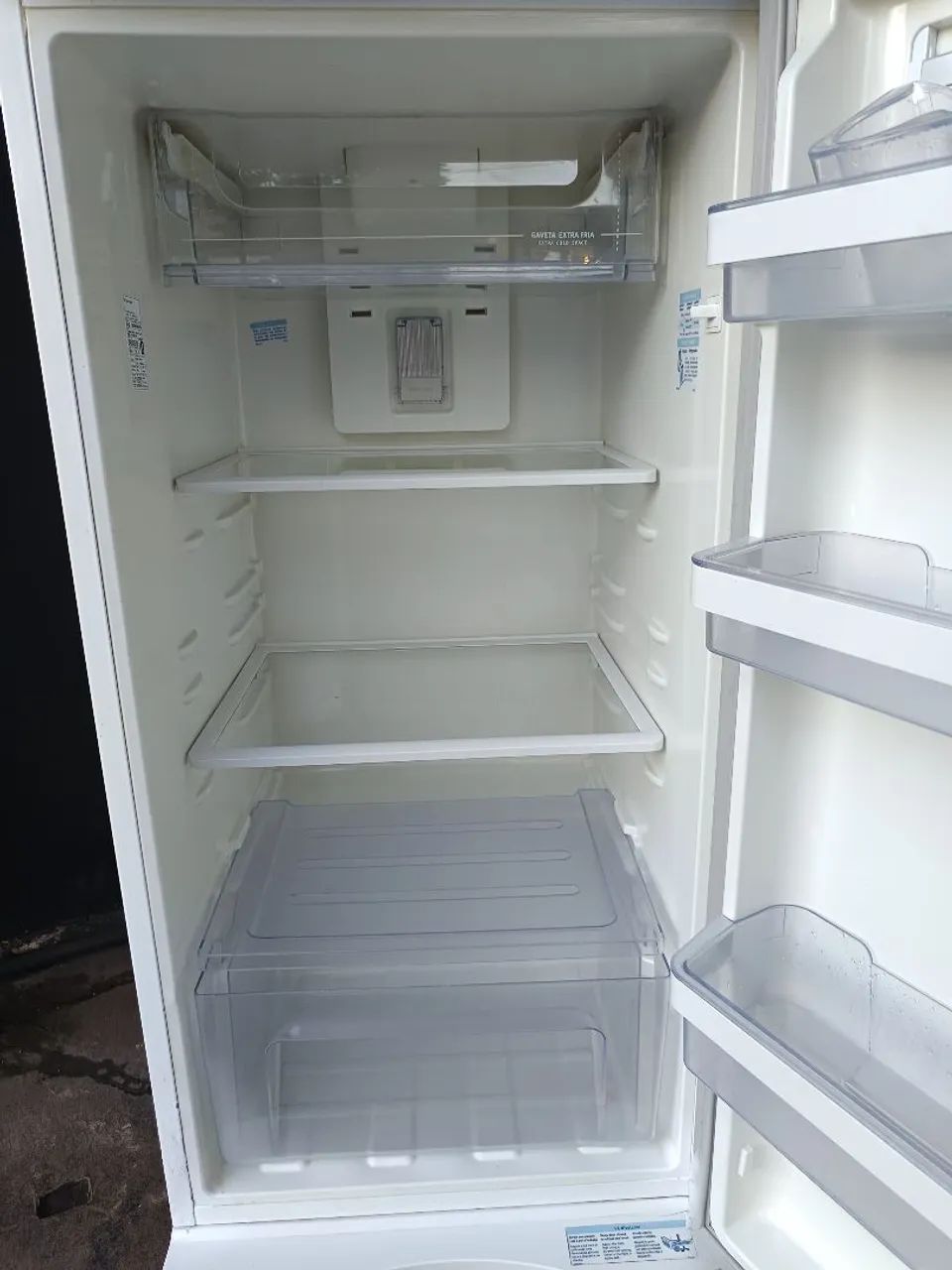 Vende Geladeira Eletrolux Frost Free duplex  382 litros  - Foto 6