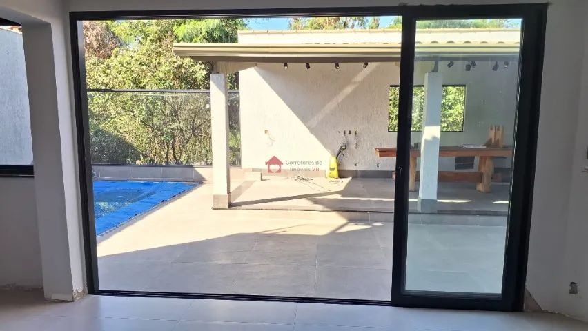 Casa com Piscina, 4 quartos, Bairro Limoeiro Volta Redonda - Foto 3