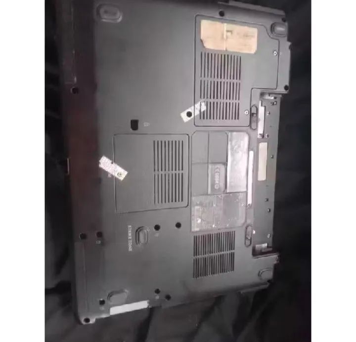 Carcaça Notebook Dell Inspiron para consertar ou retirar peças  - Foto 3