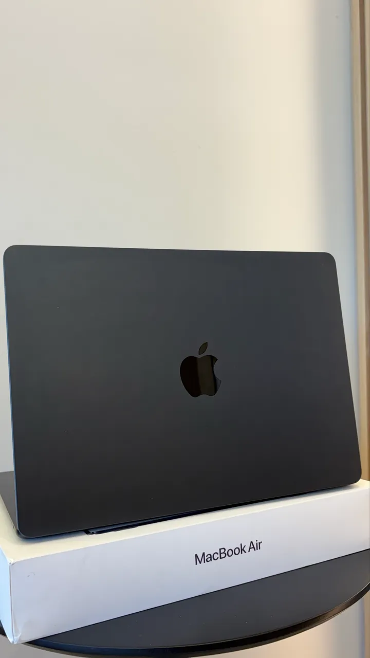 Macbook Air M2 13.6