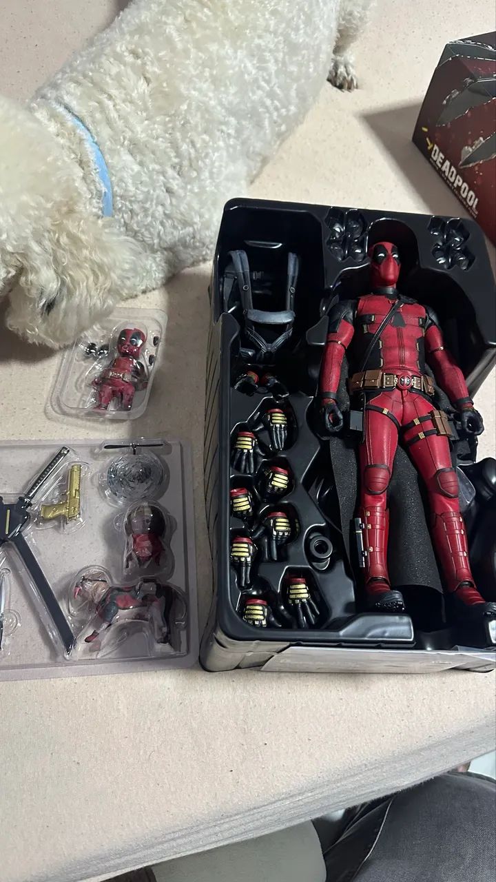 Deadpool hot Toys 