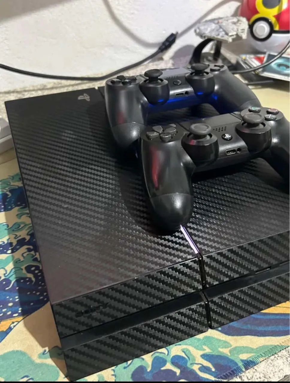 PlayStation 4 Flat
