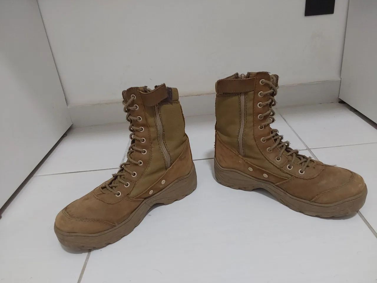  Bota coturno militar acero couro nobuck selva coyote padrão EB, tamanho 39  - Foto 4