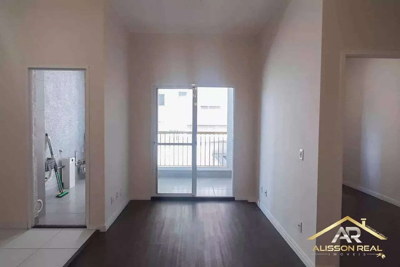 Apartamento à venda com 56m², 2 quartos (sendo 1 suíte) e 1 vaga - Foto 4