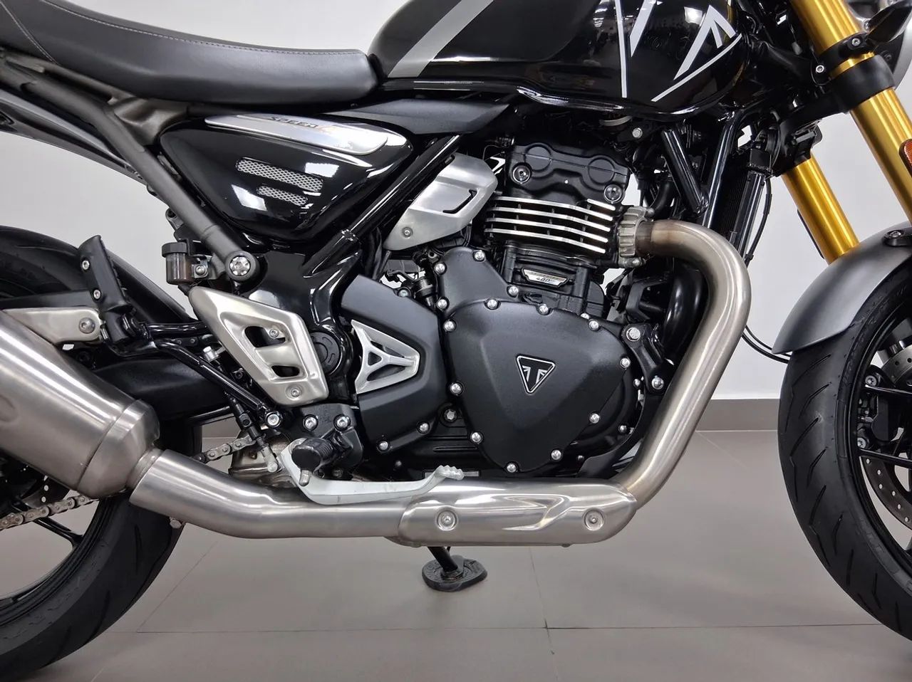 TRIUMPH SPEED 400 - Foto 3