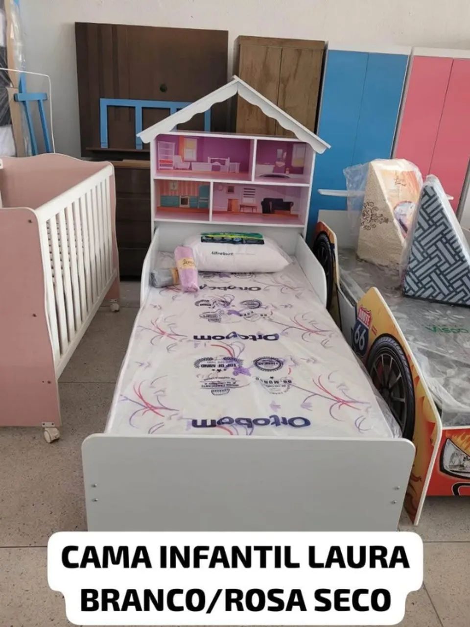 Sonho Infantil em Branco e Rosa: Cama Laura com Design de Casinha S/Colchão 