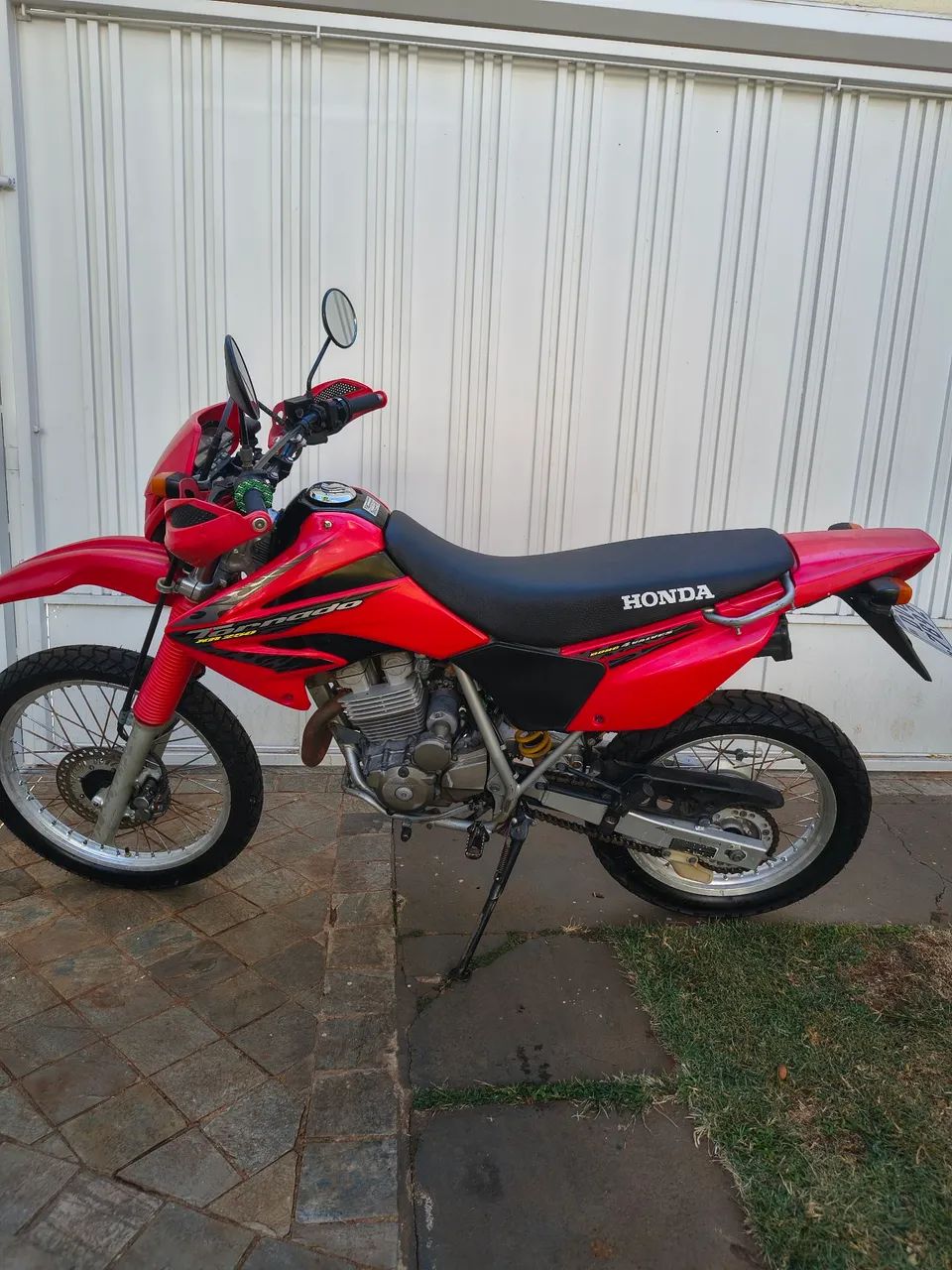 Tornado XR 250 