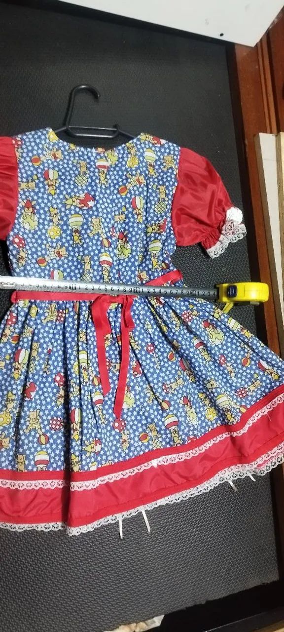 Lote 45 vestidos infantis variados, ideal para Festa Junina 2