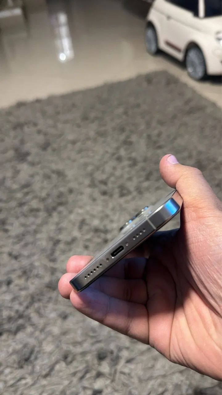 iPhone 16 pro max - Foto 5