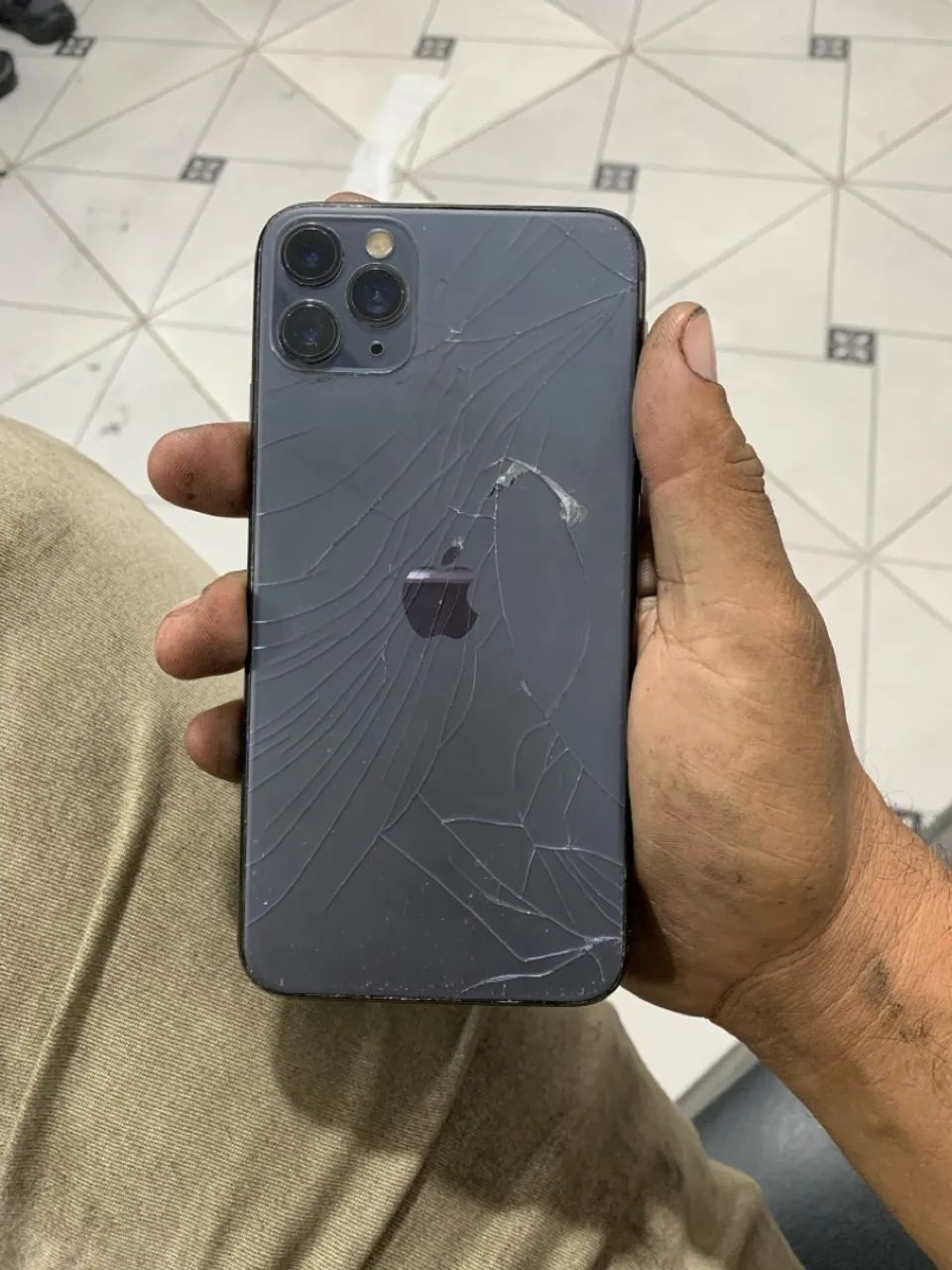 iPhone 11 Pro Max 64 GB  - Foto 4