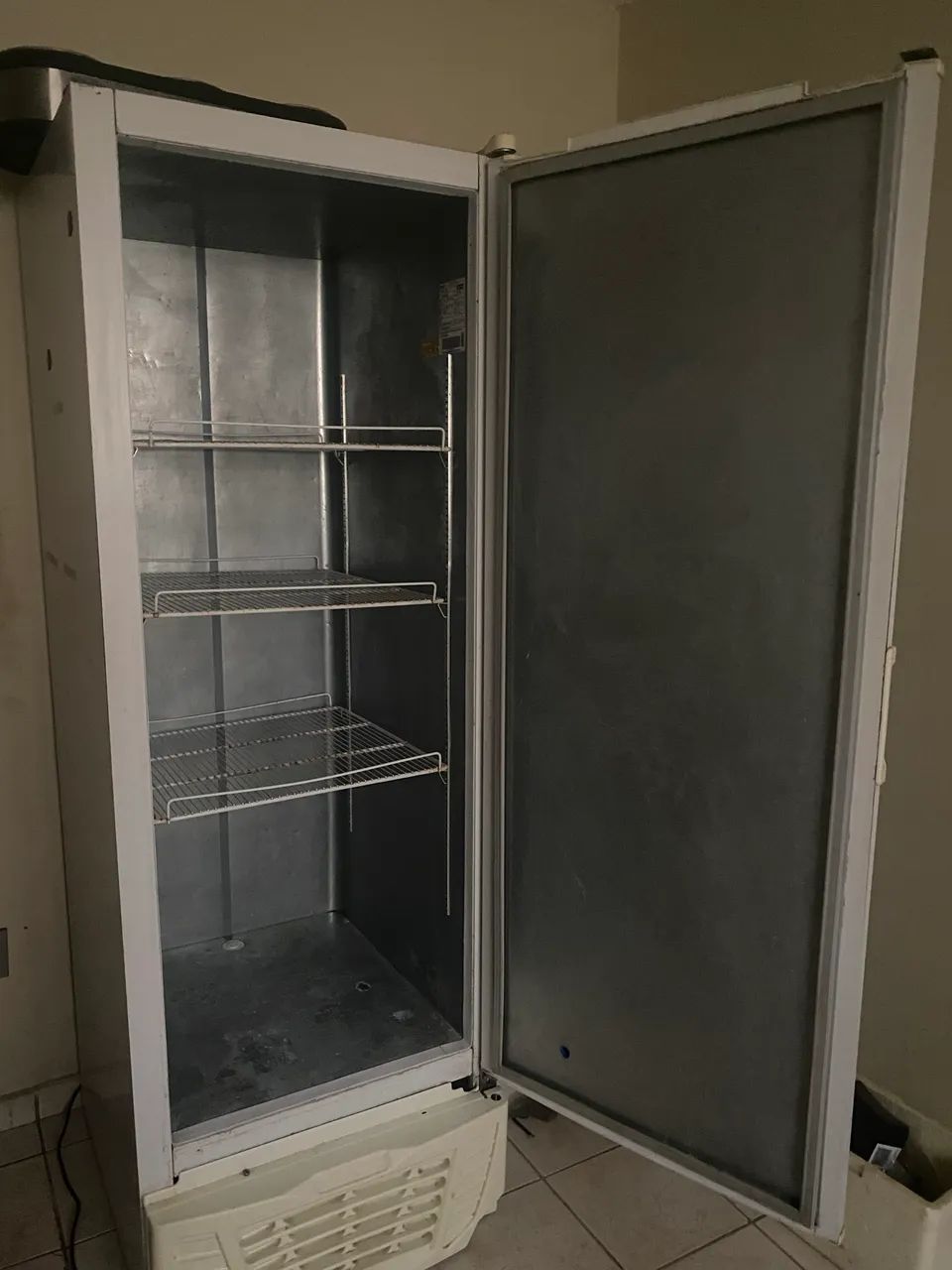 Freezer vertical grande  - Foto 4