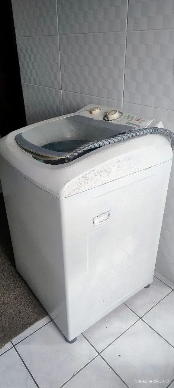 Máquina de lavar com defeito