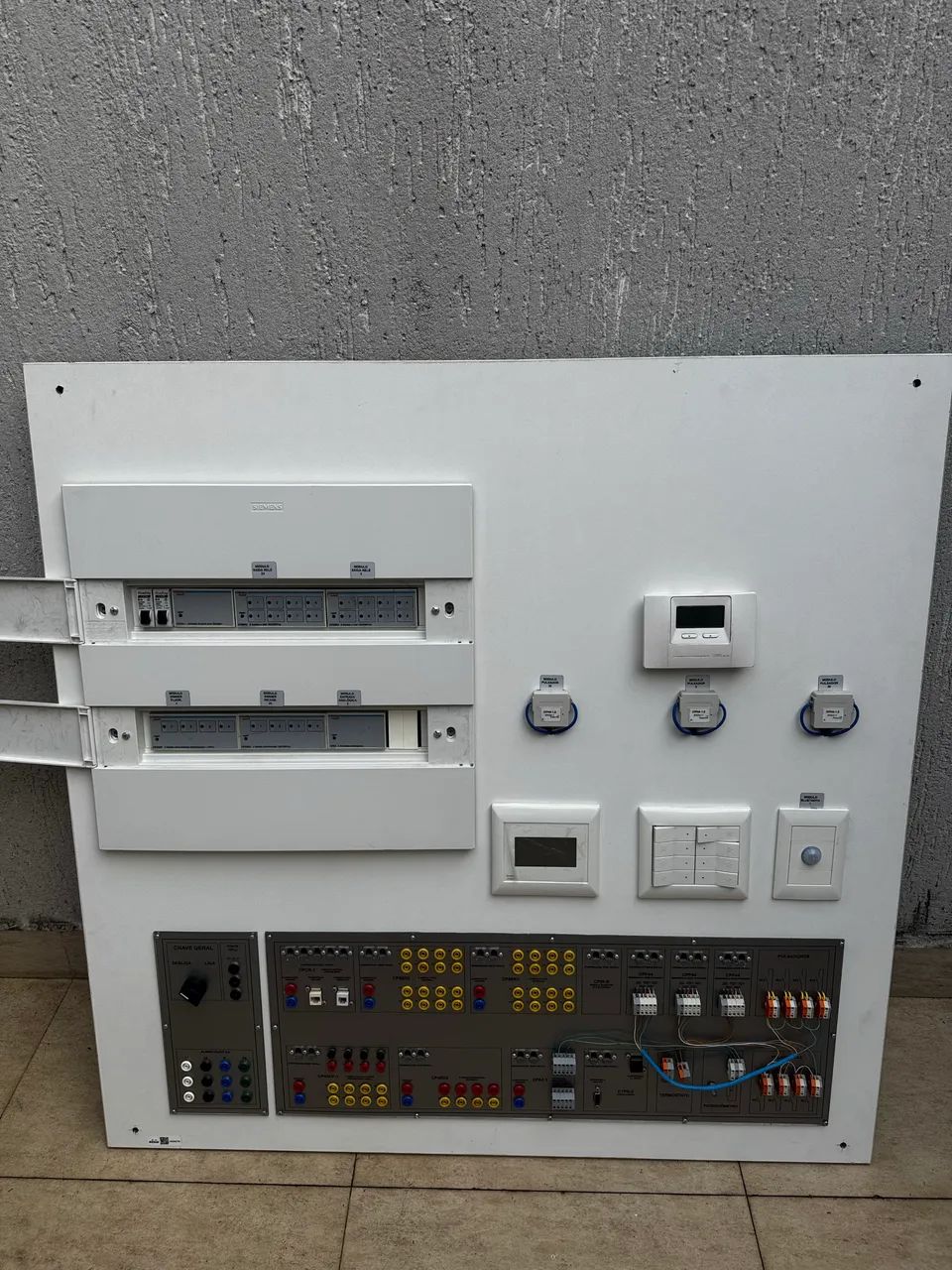 Painel treinamento didático Siemens