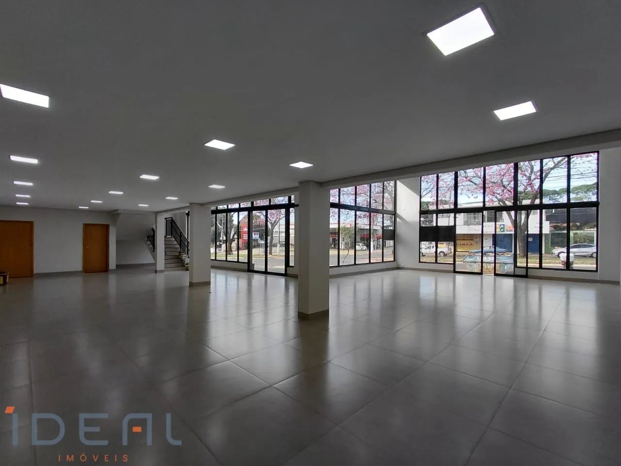 Salão comercial novo - Próximo ao Mc donalds da Av Mandacaru - Maringá/PR - Foto 5