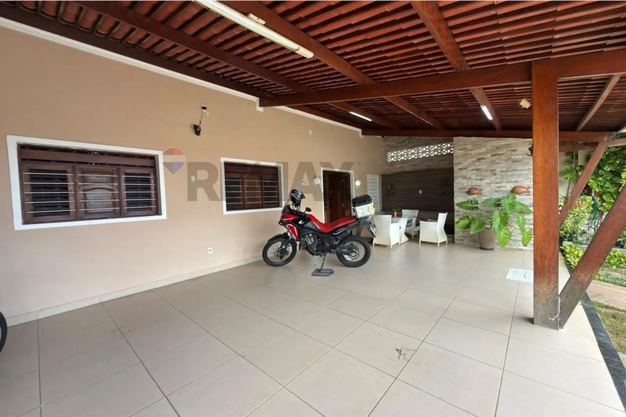 Linda Casa Espaçosa à Venda com 280 m² e Geração de Energia Solar em João Pessoa! - Foto 5