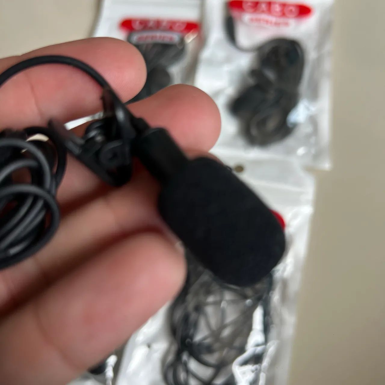 Kit com 5 Microfones de Lapela com Fio - Ótimo para Gravações e Lives