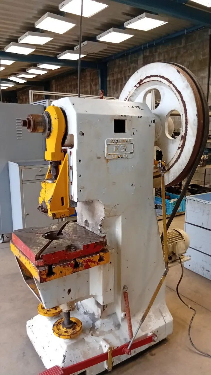 PRENSA EXCENTRICA 25TON - MSL