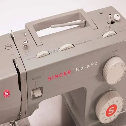 Máquina de costura singer - Foto 4