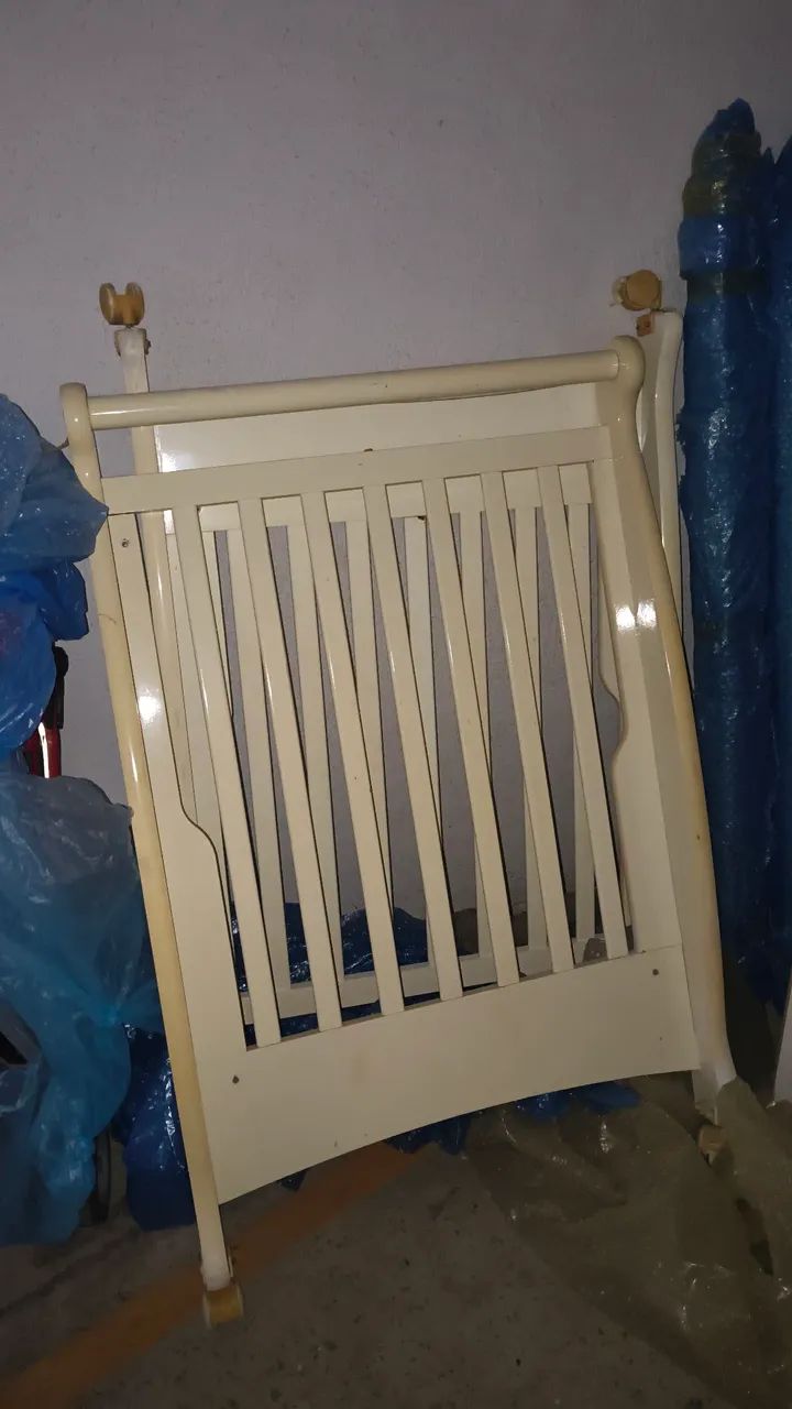 Berço antigo importado sleeper
