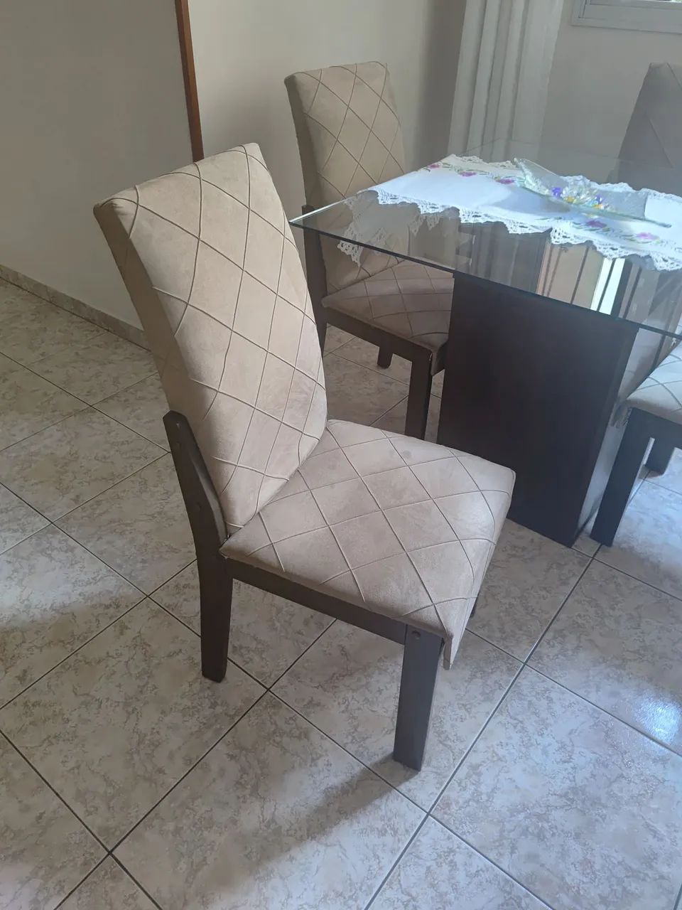 Mesa de jantar com 4 cadeiras - Foto 3