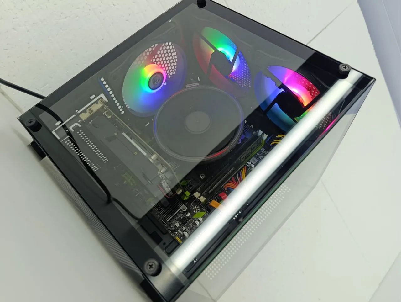 Pc Gamer Xeon rx 550 4Gb - Foto 5