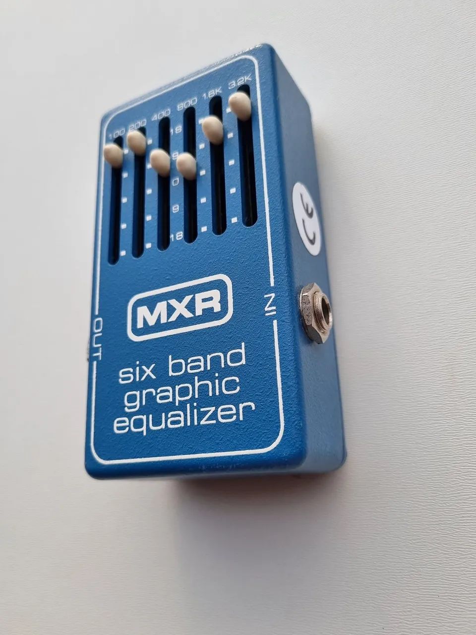 ベース MXR six band graphic equalizer Pedal de efeito de guitarra MXR Six Band Graphic Equalizer vintage